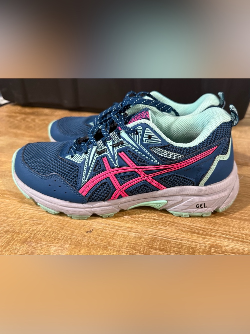 ASICS | GEL-Venture 8 Trail Running Shoes | Size 7.5